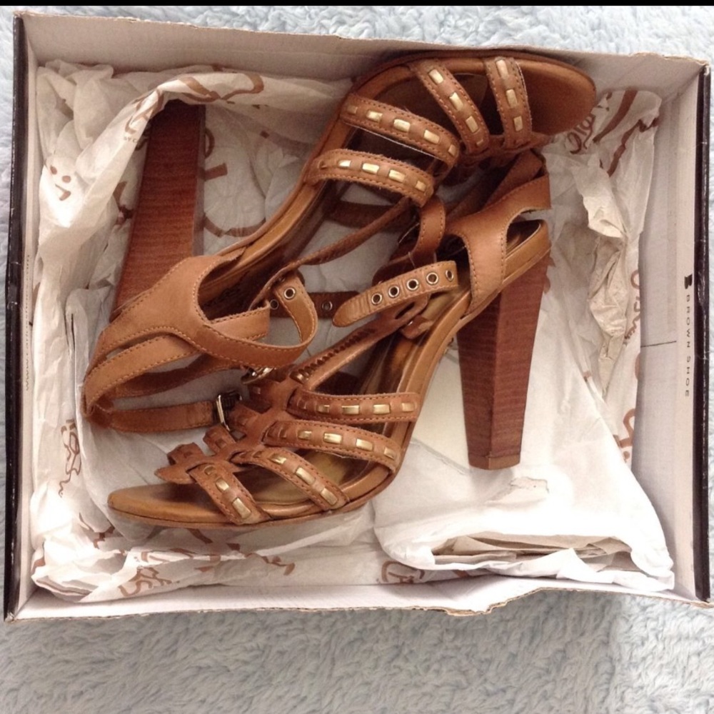 Carlos Santana Heels